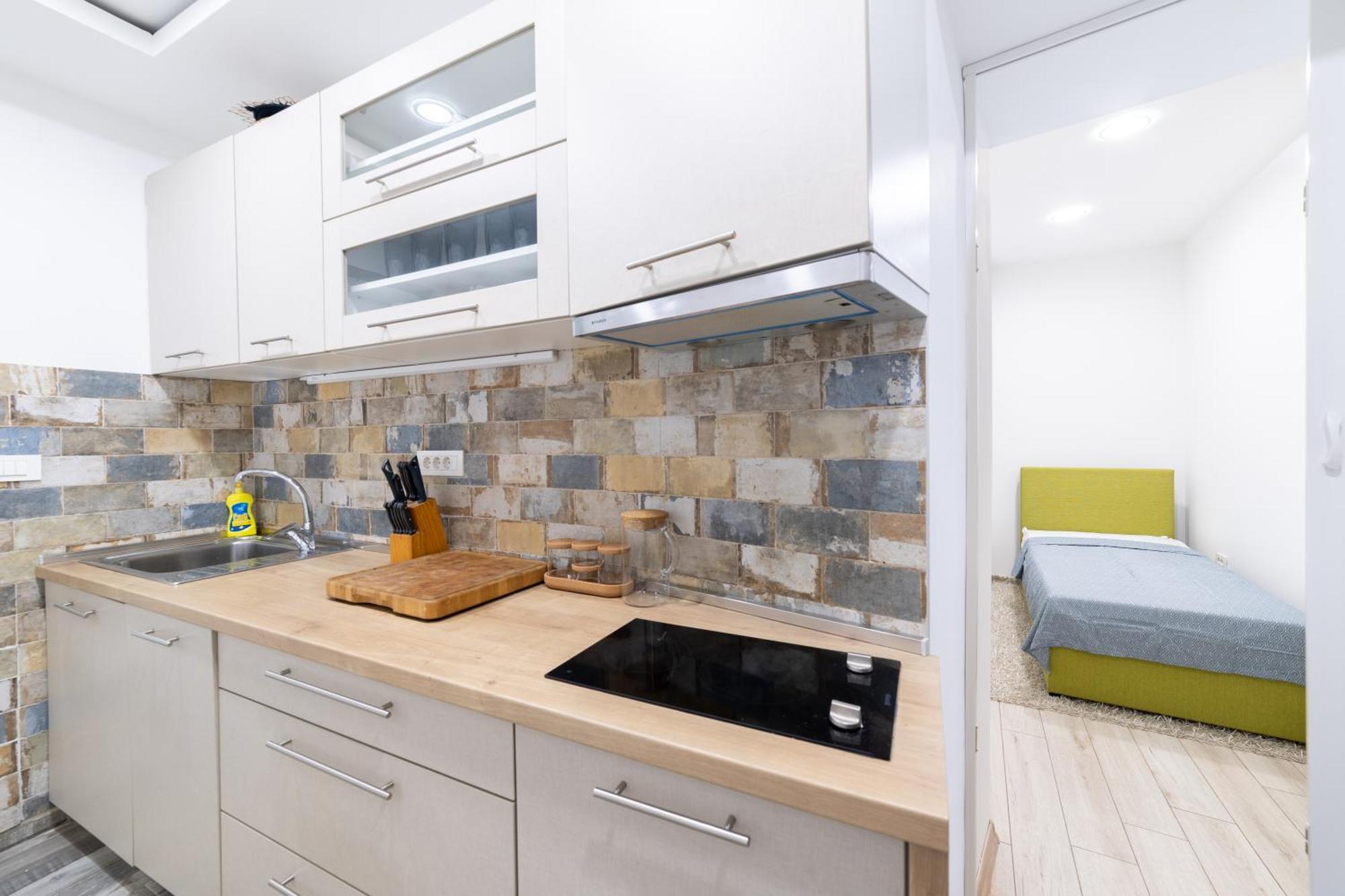 Old Town Colorful Two-Bedroom Apartment 사라예보 외부 사진